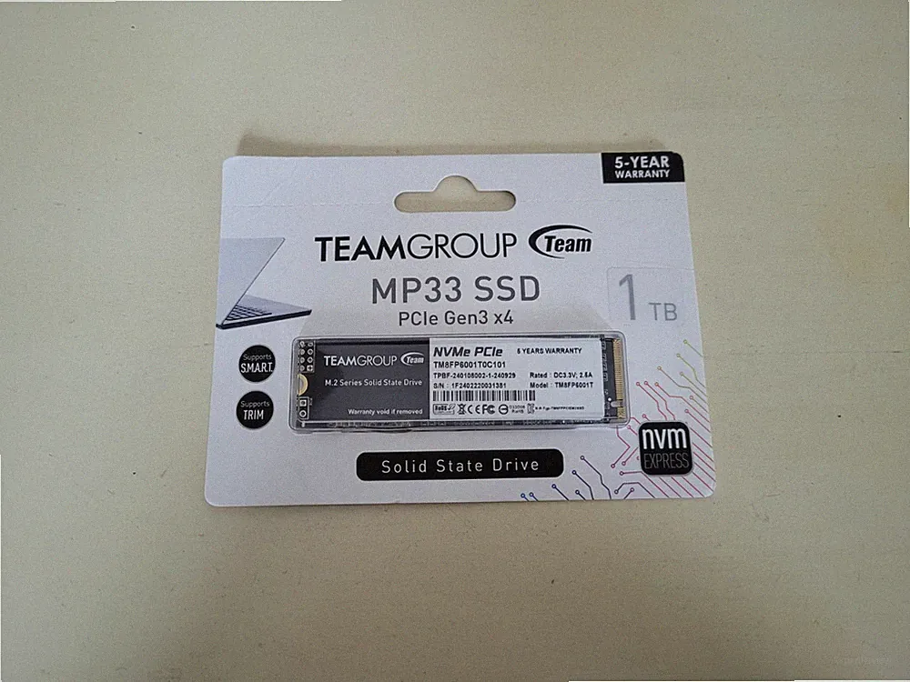 PCIe 3.0 hard drive